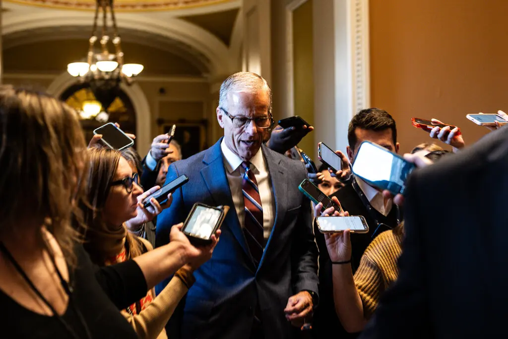 Trump Administration Live Updates: Republicans Seek Swift Approval of Deal to Reopen Government
